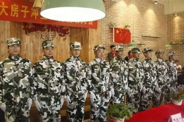 逃出奇怪农舍